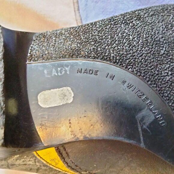 Toko Cross Country Ski Boots Switzerland Leather Yellow Vtg Ski Lodge Decor - Picture 5 of 7